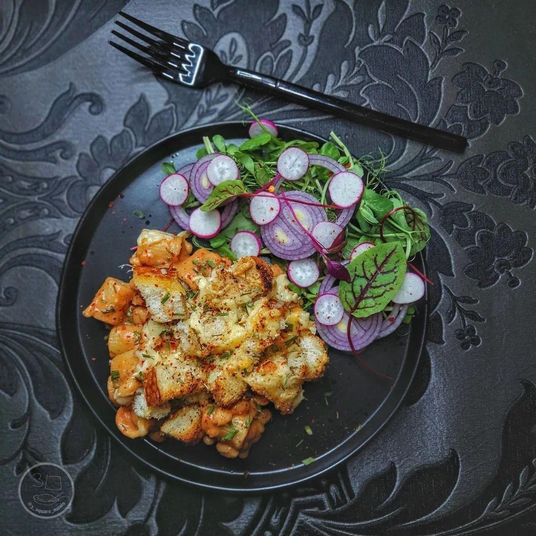 Cheesy Bean Pasta Bake
