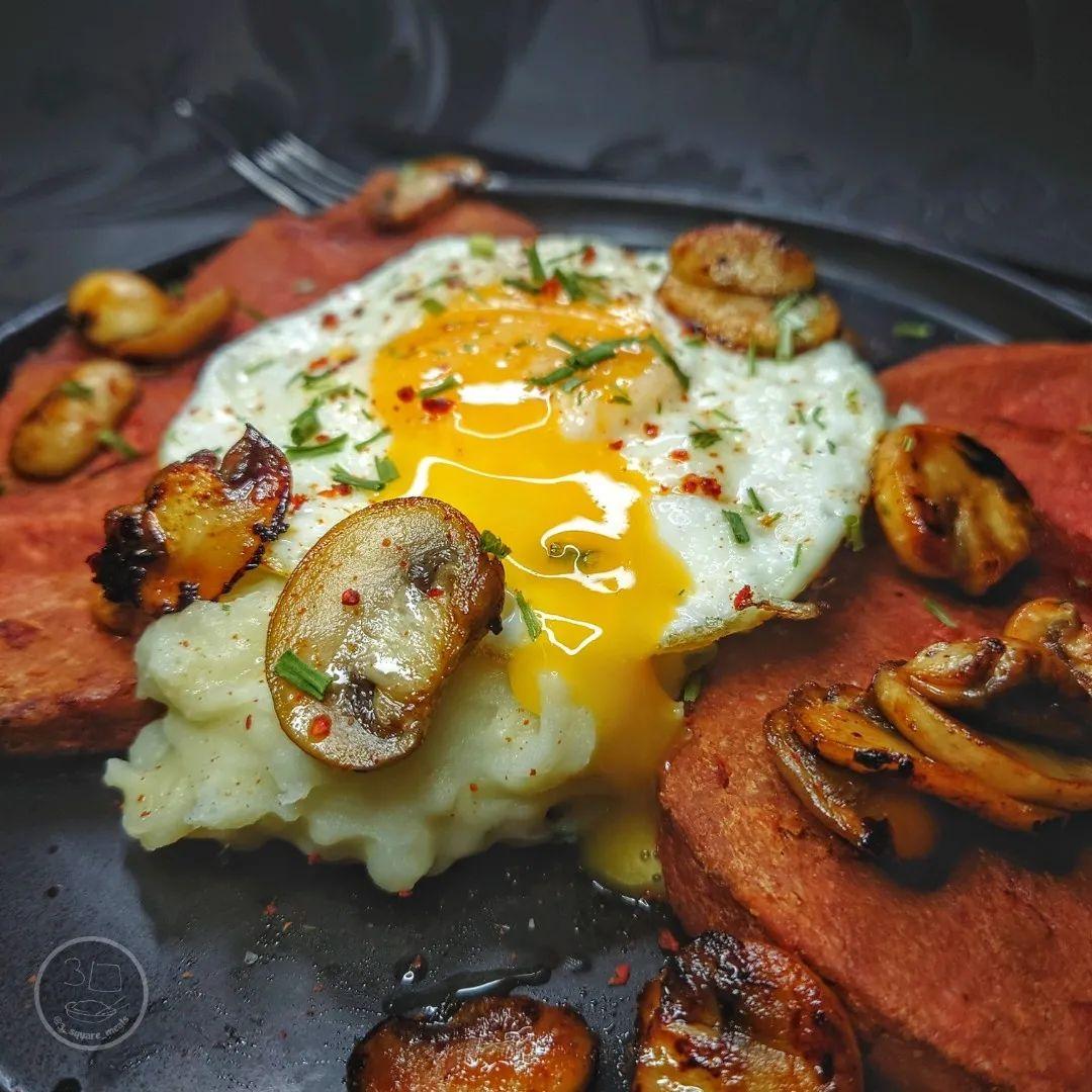 Pan-Fried Veggie Steaks with Egg and Mash
