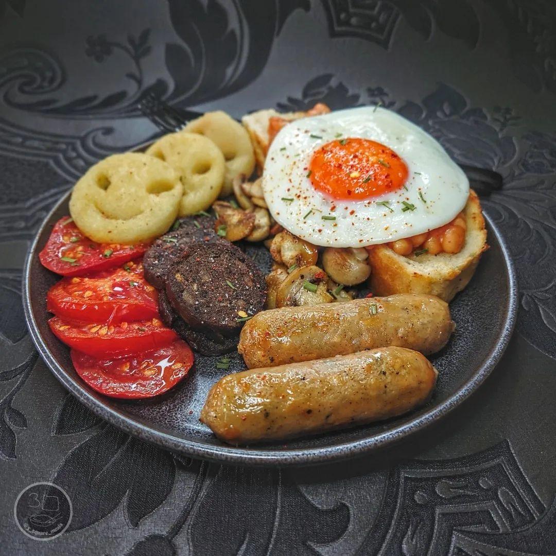 Vegetarian Brunch with Fried Eggs