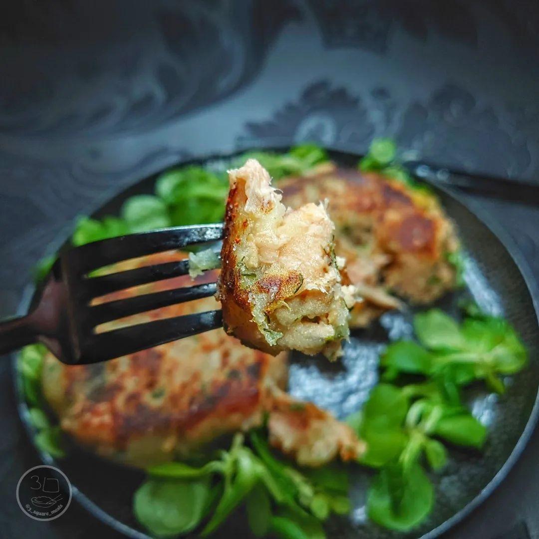 Vegan Fishless Salmon Cakes