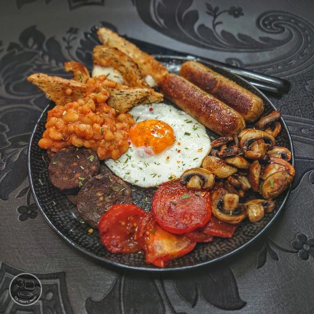 Vegetarian Breakfast Fry-Up