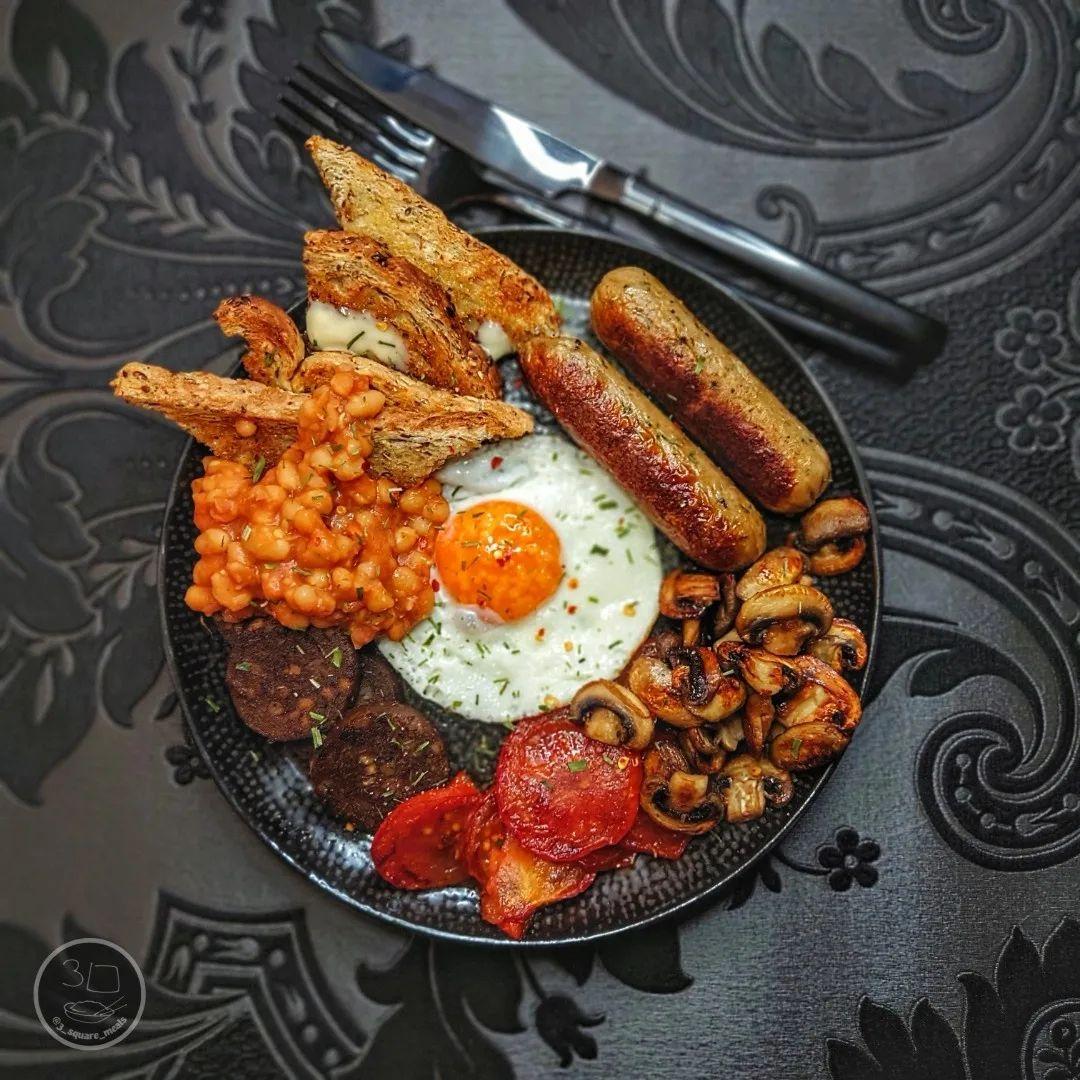 Vegetarian Breakfast Fry-Up