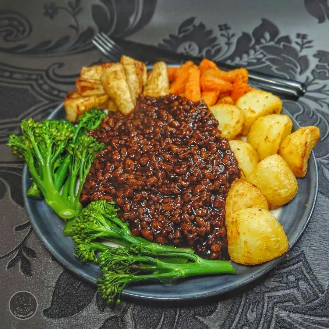 Vegetarian Mince with Roasted Vegetables
