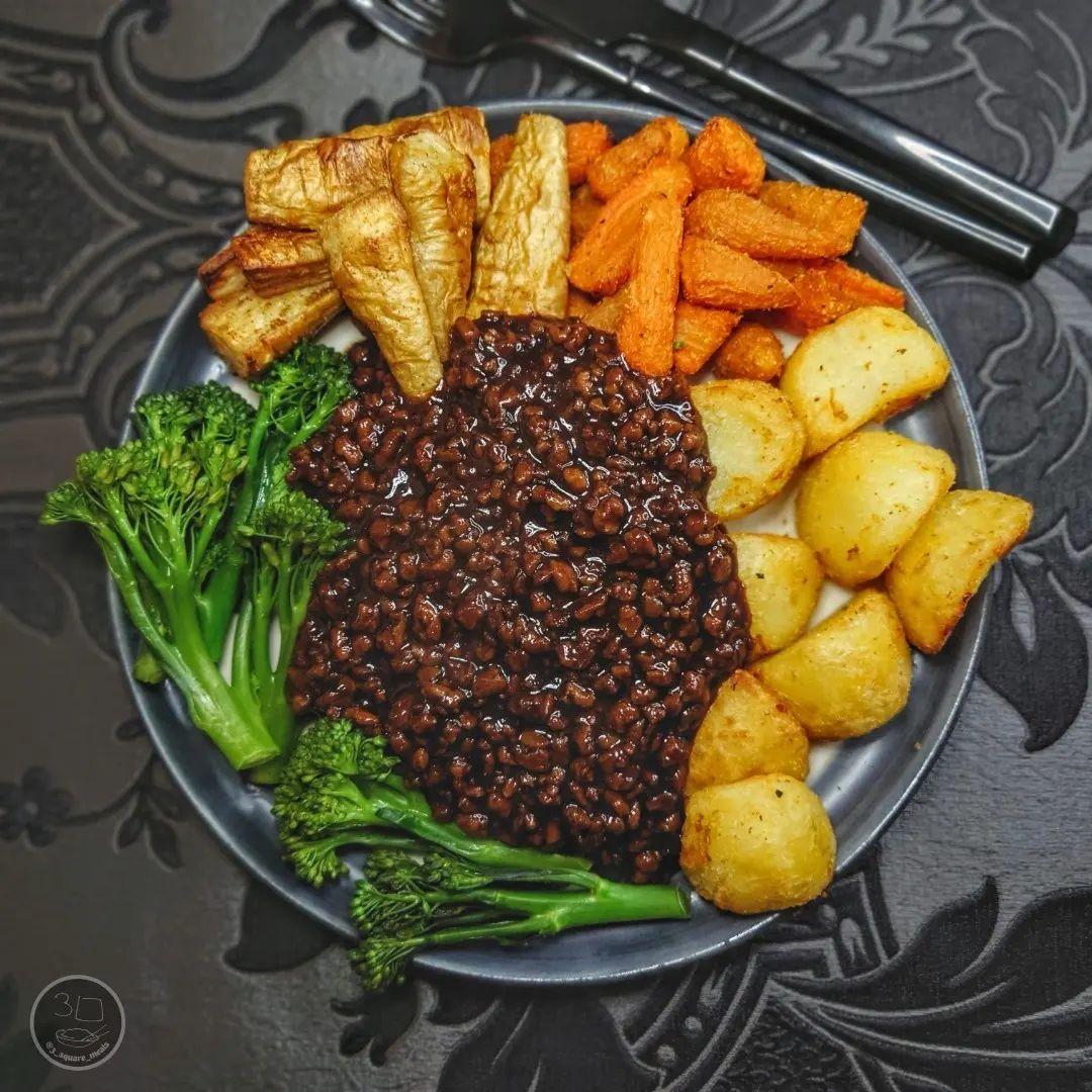 Vegetarian Mince with Roasted Vegetables