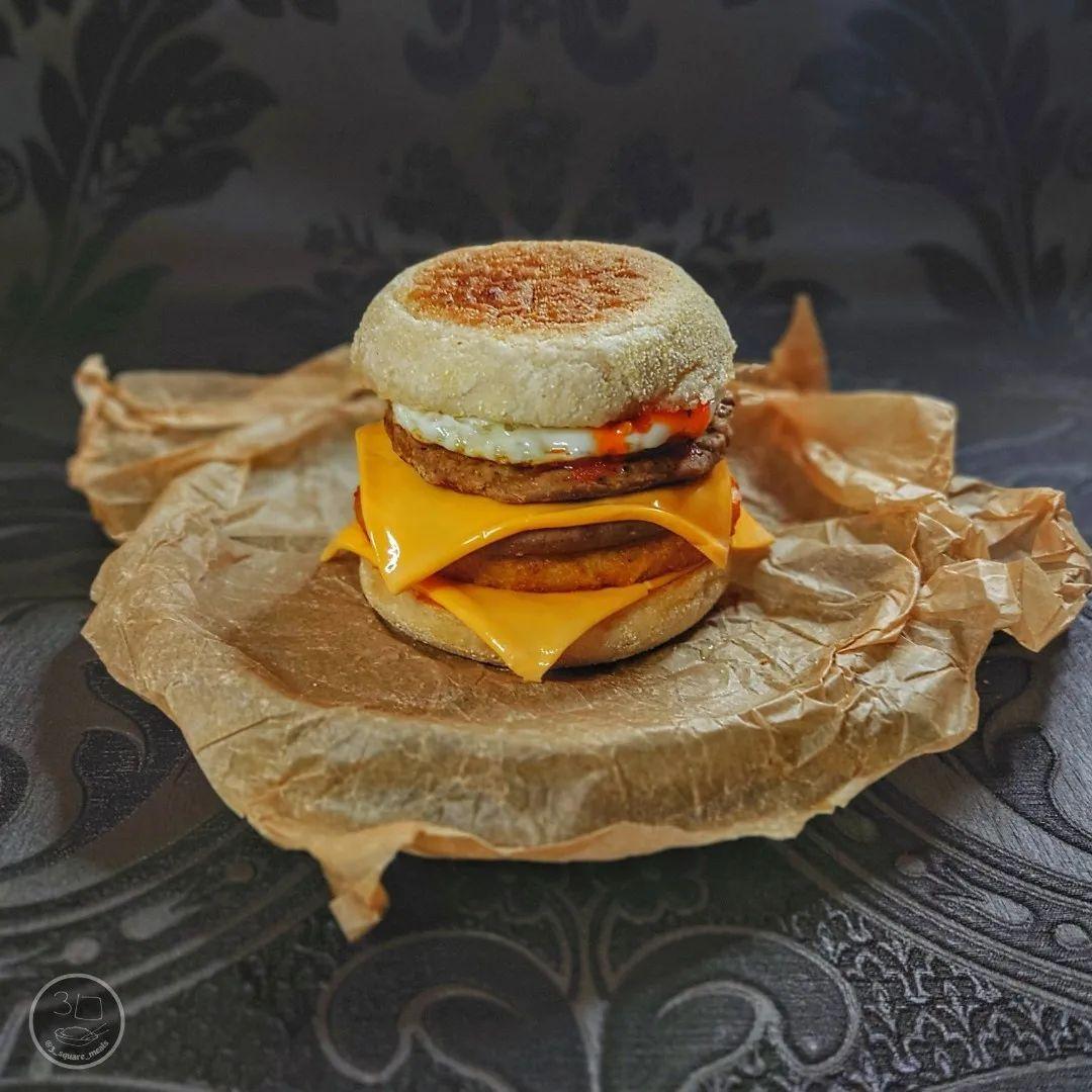 Vegetarian Mcmuffin Breakfast Sandwich