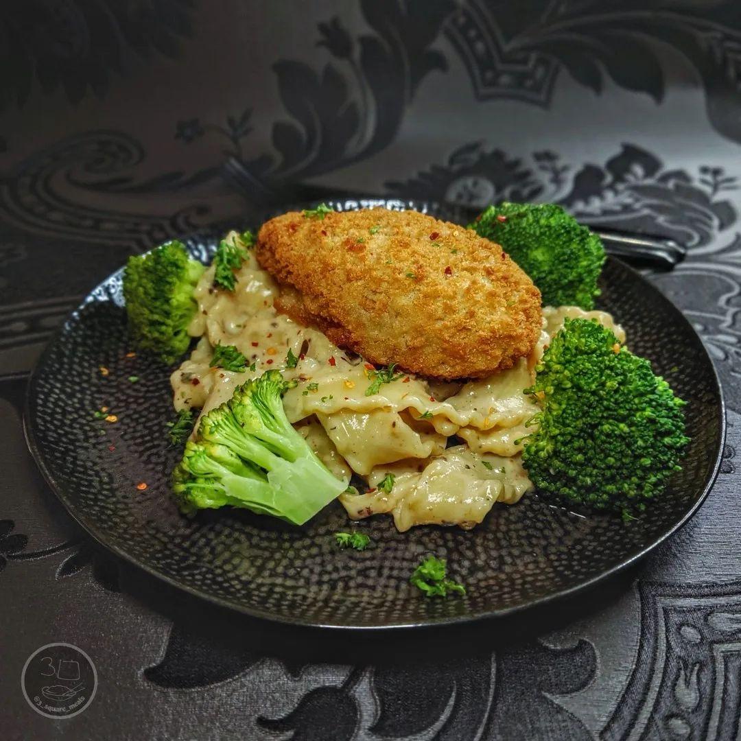 Garlic and Mushroom Pasta with Kiev