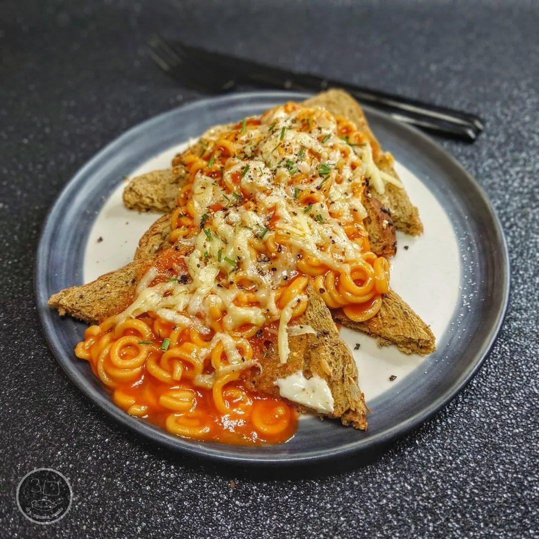 Spaghetti Hoops on Toast