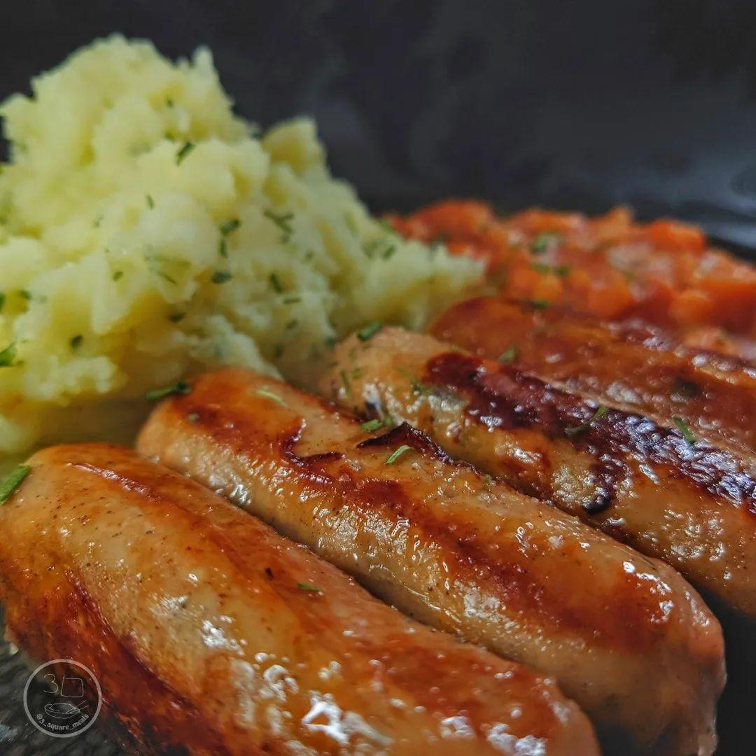 Vegan Sausage and Mash with Beans