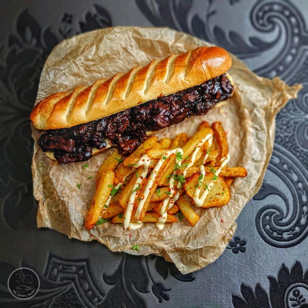 Caramelised Onion Gravy Baguette