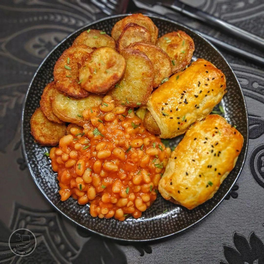 Simple Sausage Rolls with Chips and Beans