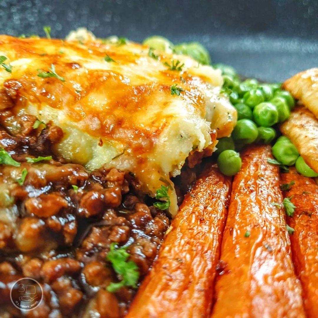 Vegetarian Cottage Pie with Sides