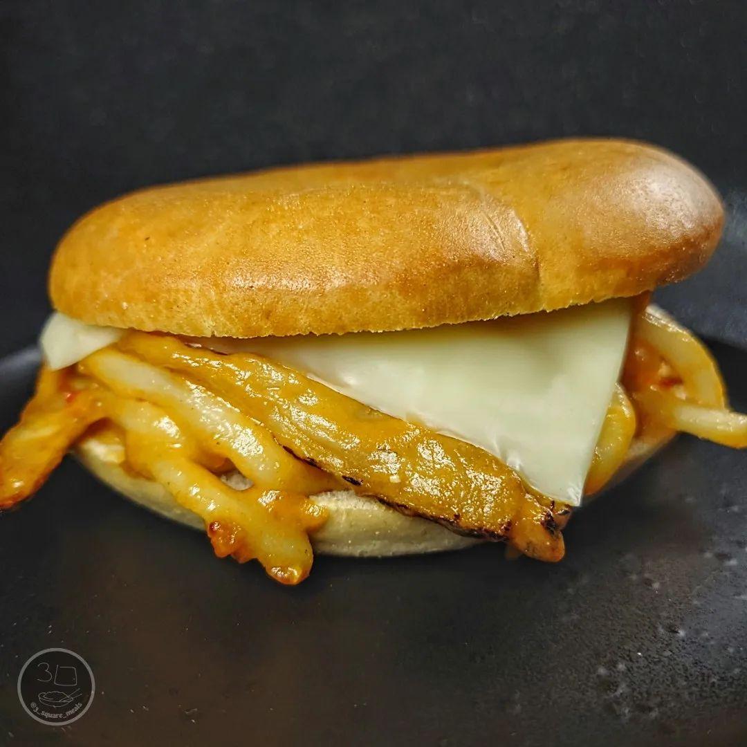 Sweet Chili Udon Bagel