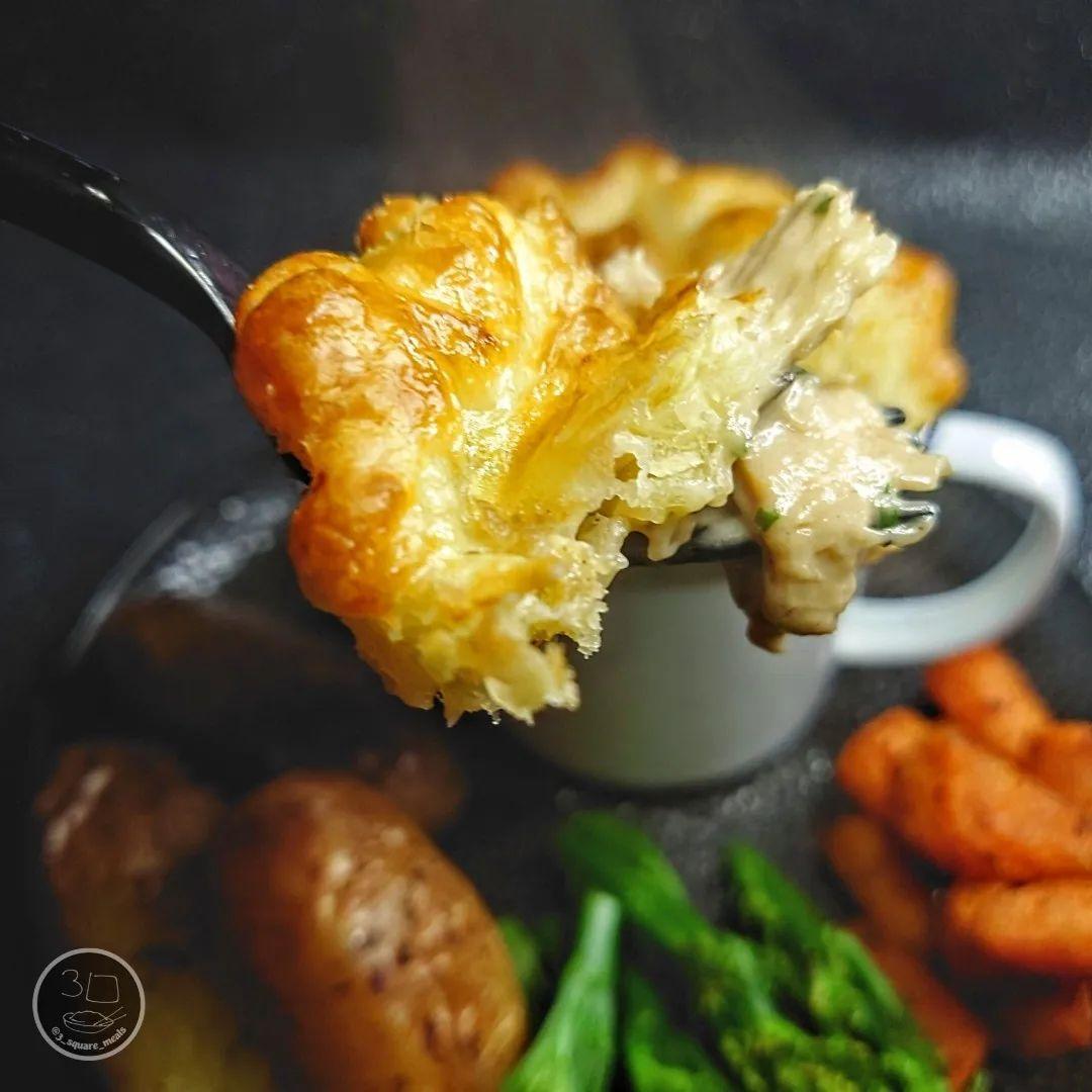 Vegetarian Mug Pie with Vegetables