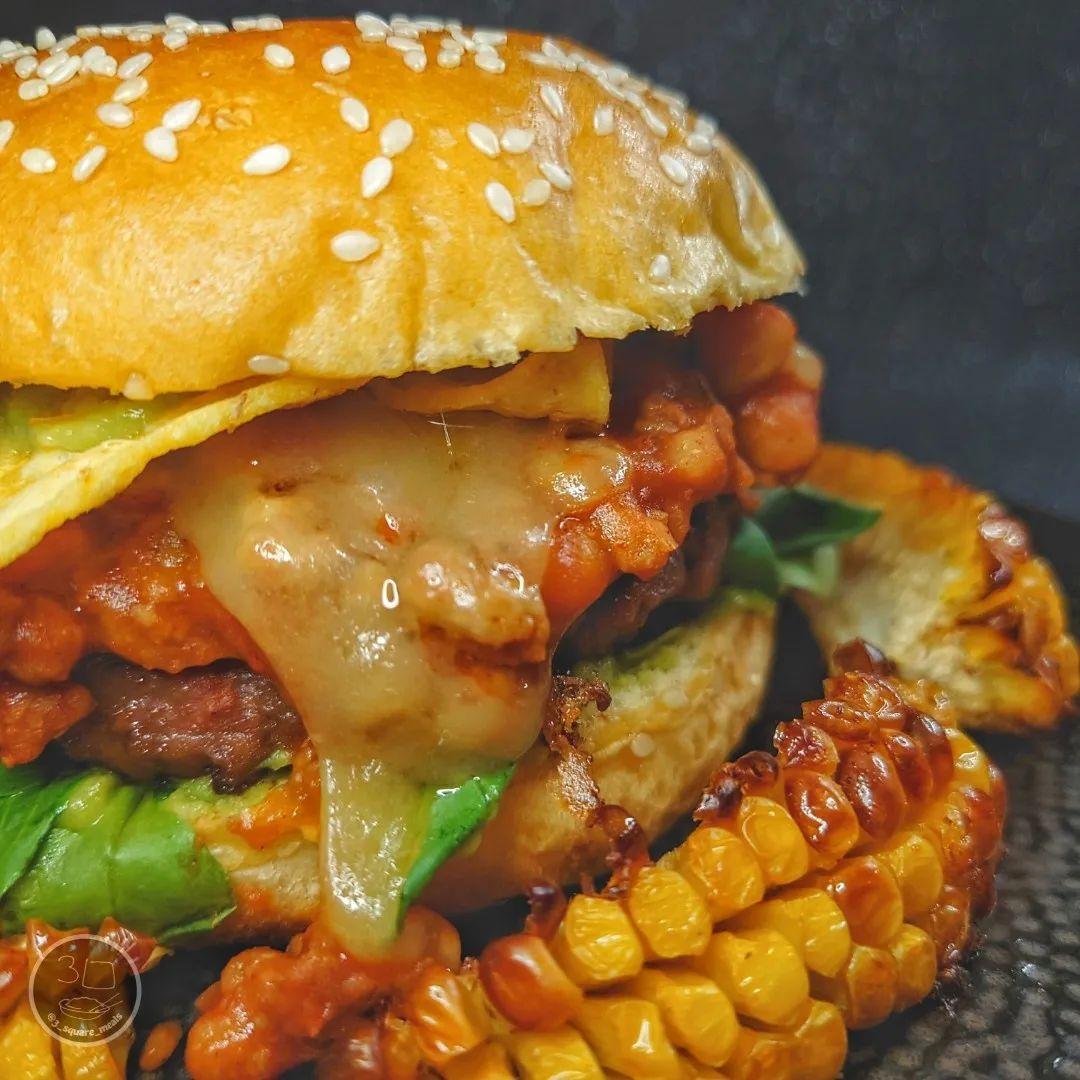 Chilli Burger with Corn Ribs