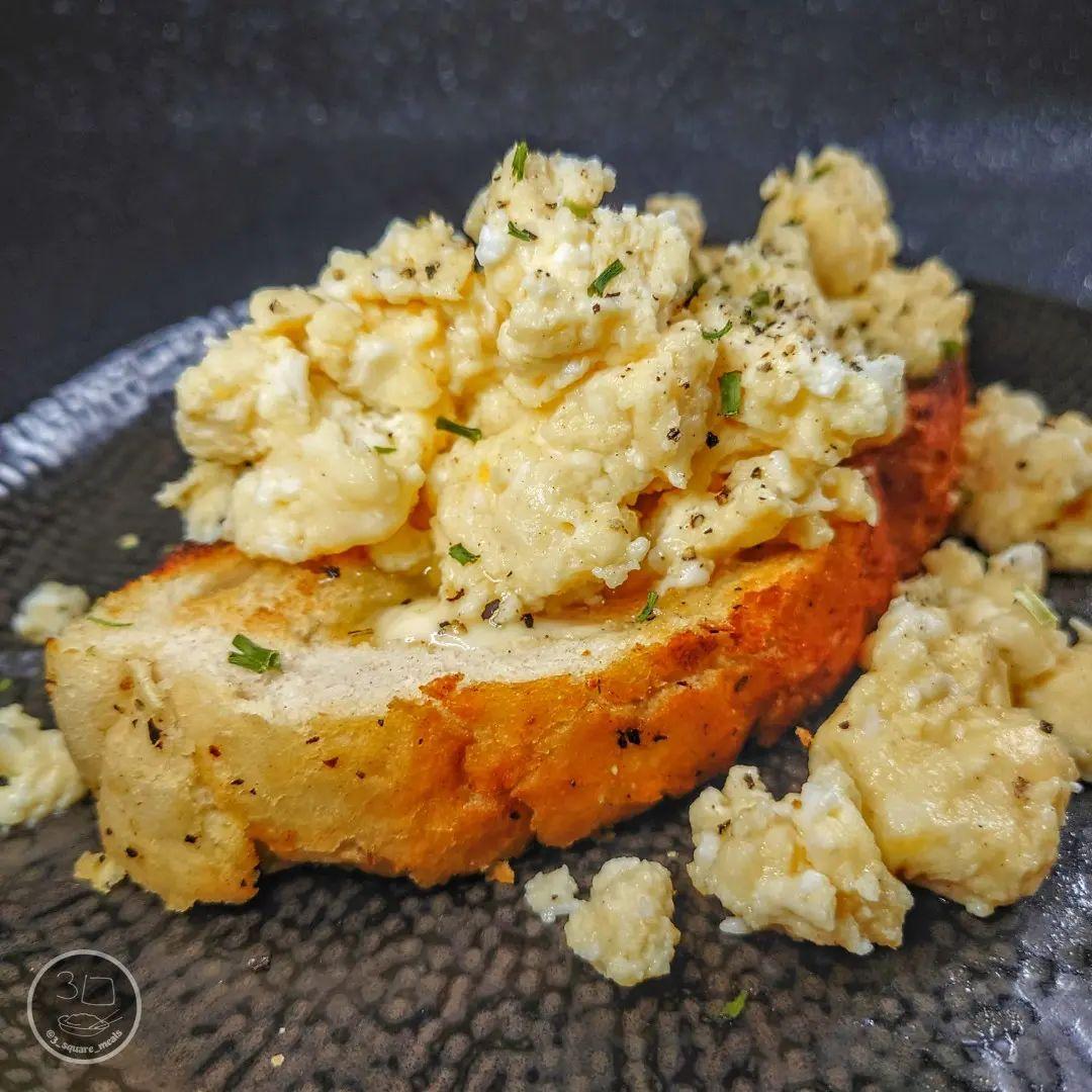 Scrambled Eggs on Toast