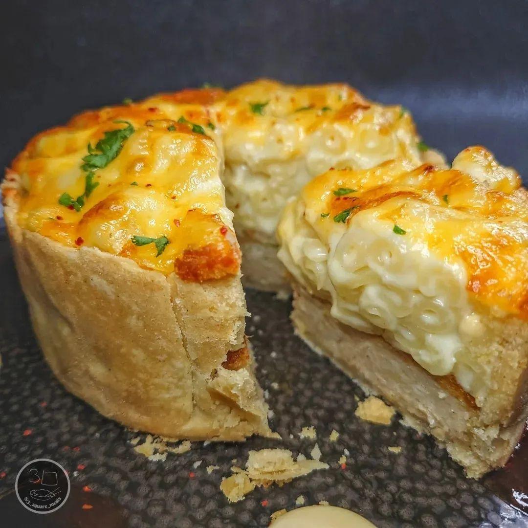 Southern Fried Mac and Cheese Pie