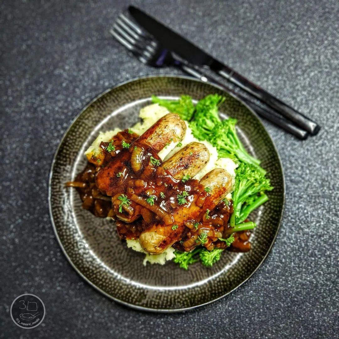 Vegetarian Sausage and Mash with Onion Gravy