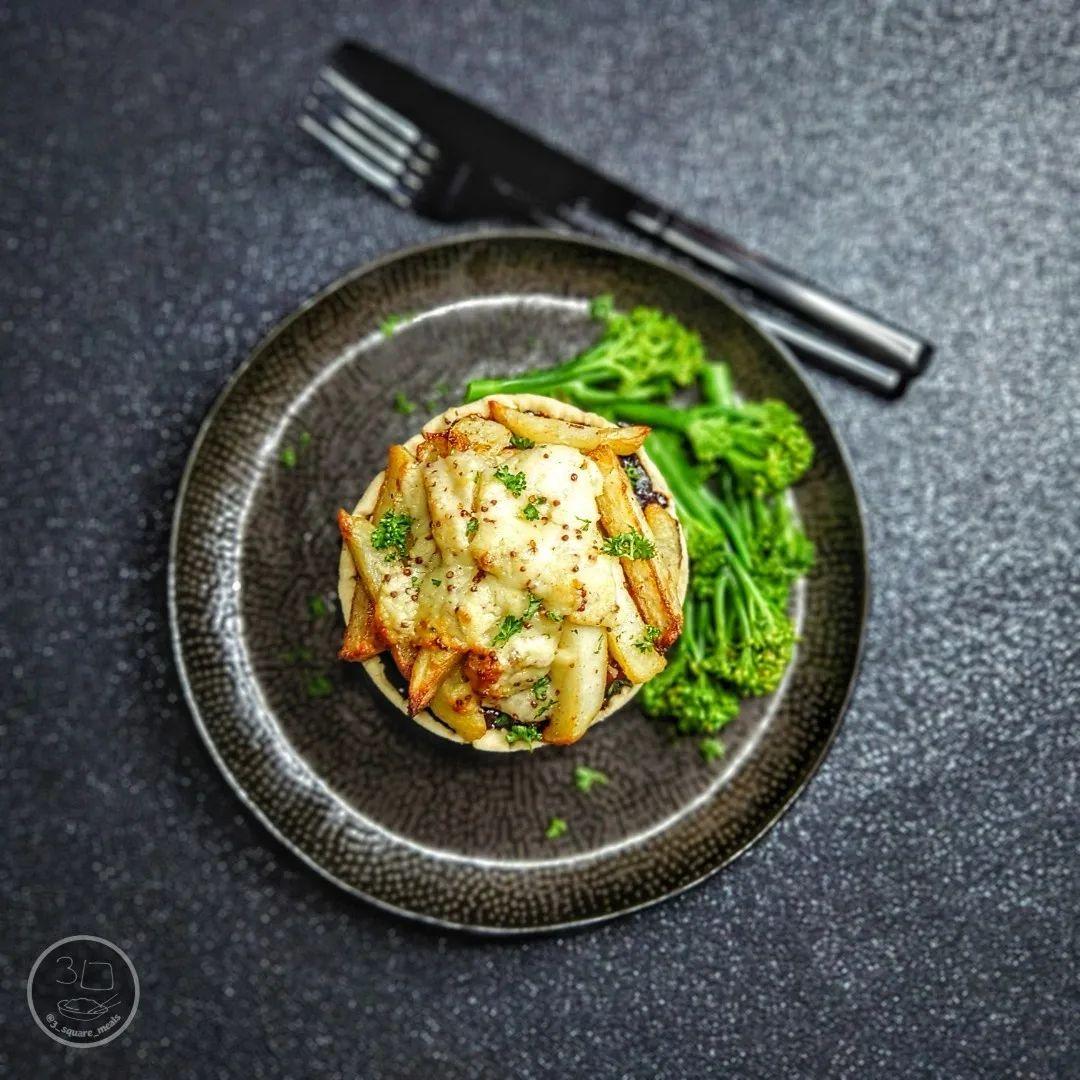Vegetarian Steak and Cheesy Chips Pie