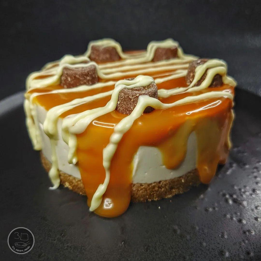 No-Bake Caramel Cheesecake