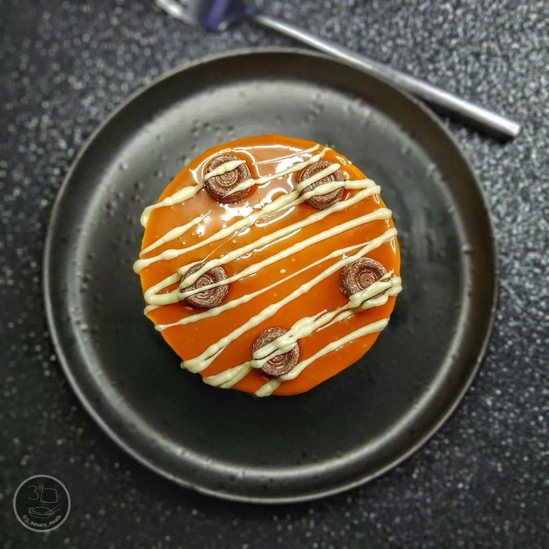 No-Bake Caramel Cheesecake