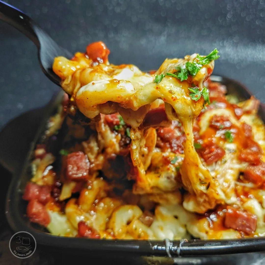 Vegetarian Hunters Mac and Cheese
