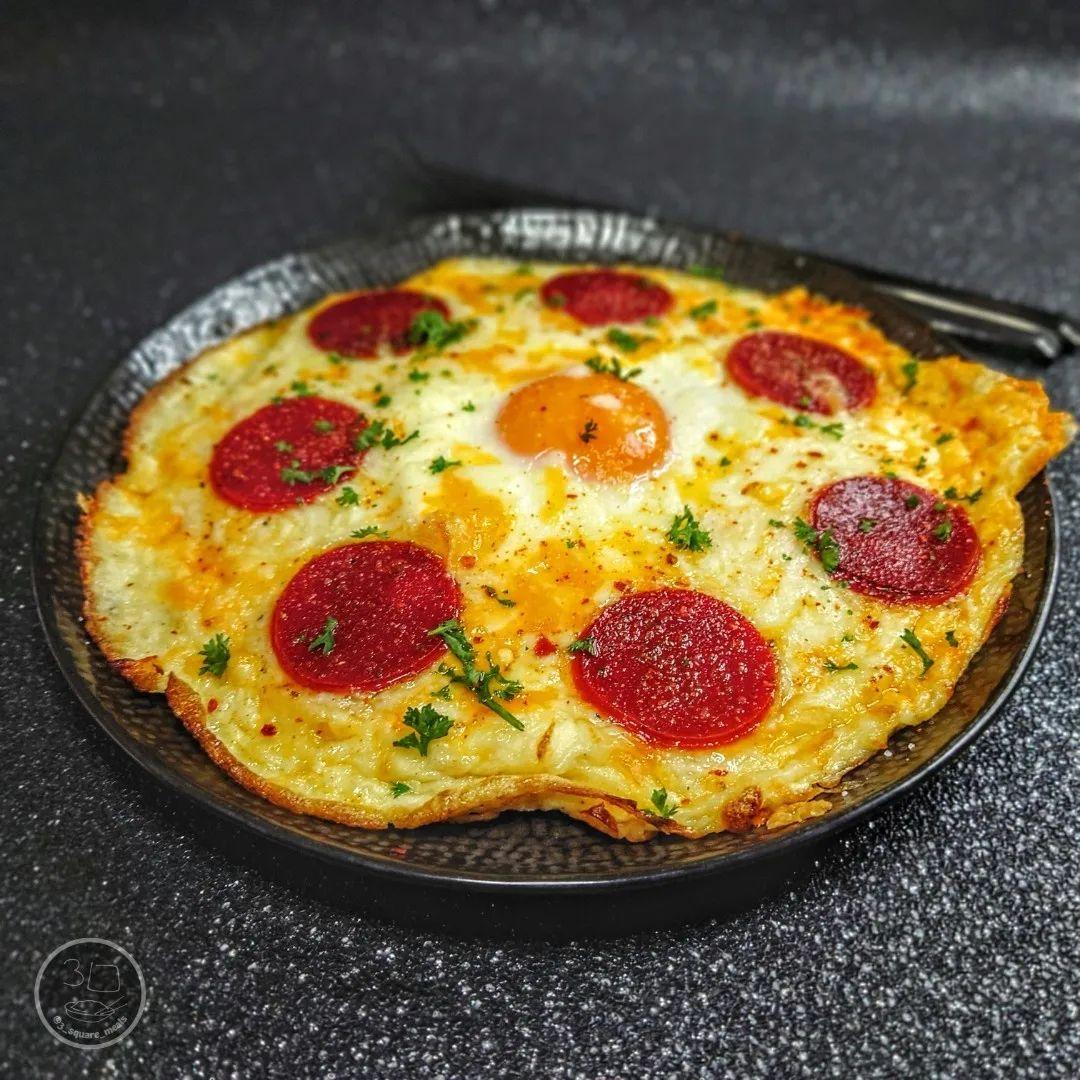Savory Open-Faced Pizza Omelette