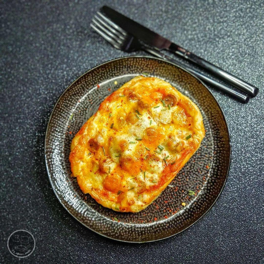 Open Sausage and Bean Melt