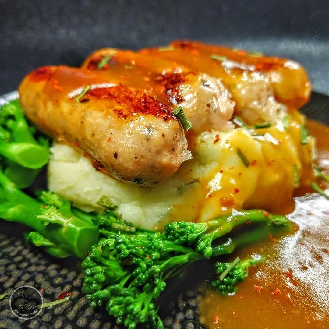 Sausage and Mash with Gravy and Broccoli
