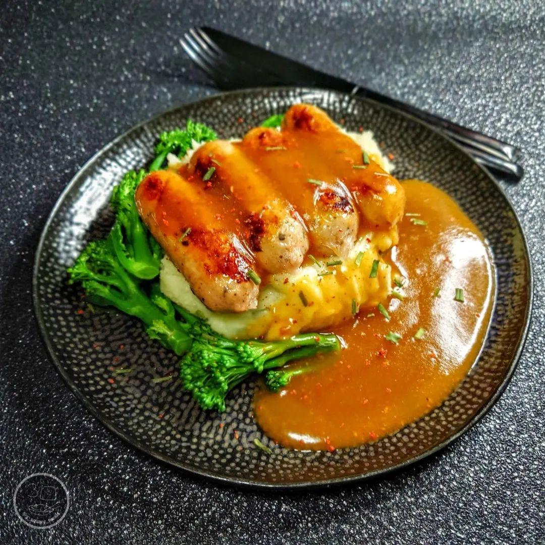 Sausage and Mash with Gravy and Broccoli