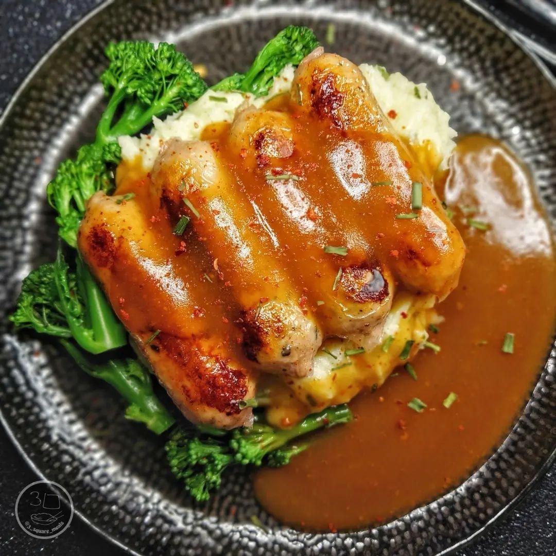 Sausage and Mash with Gravy and Broccoli