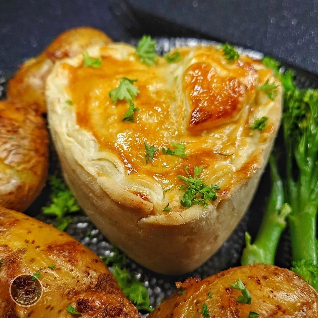 Plant-Based Chicken and Mushroom Pie with Sides
