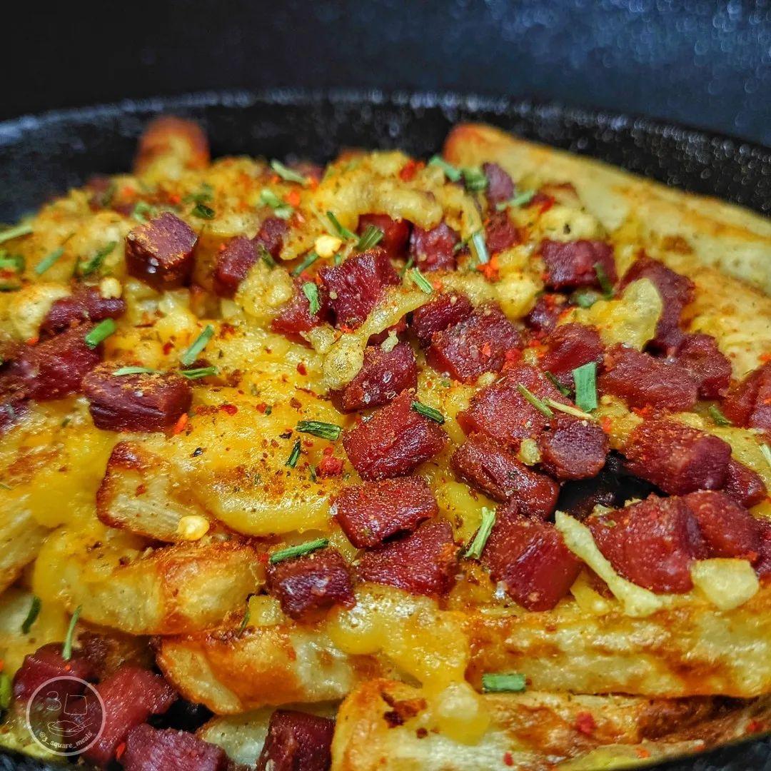 Vegan Loaded Fries with Cheese and Bacon