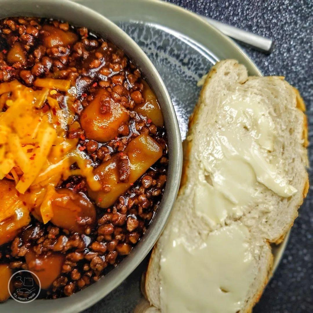 Meat-Free Mince and Tatties