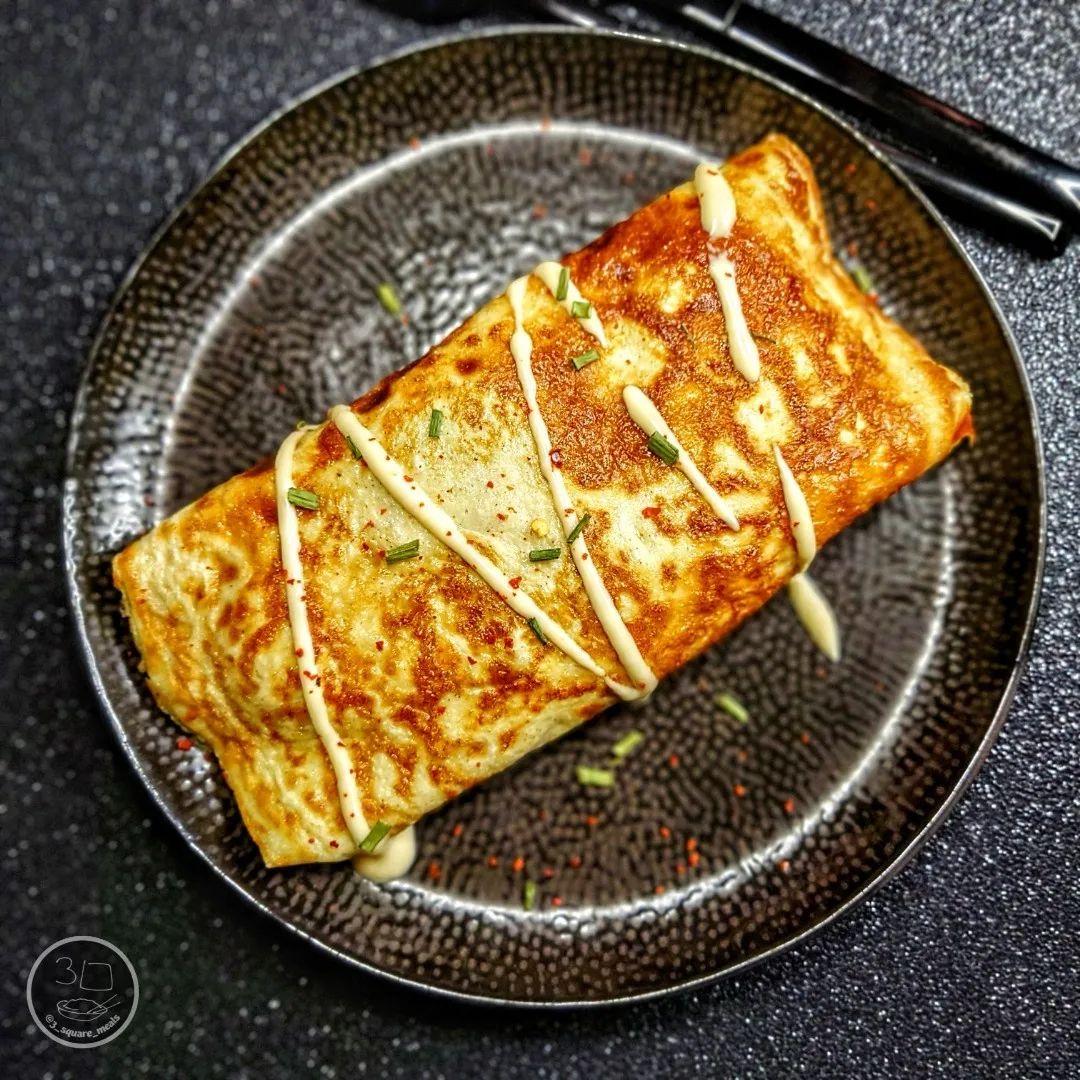 Hash Brown Omelette with Spinach and Cheese