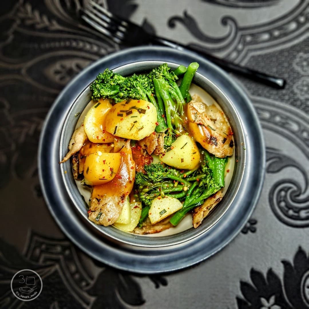 Vegetarian Chik'n and Potato Stir-Fry