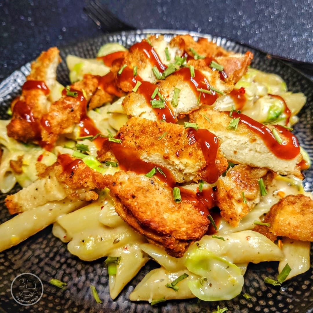 Loaded Pasta with Fried Chicken and Cheese