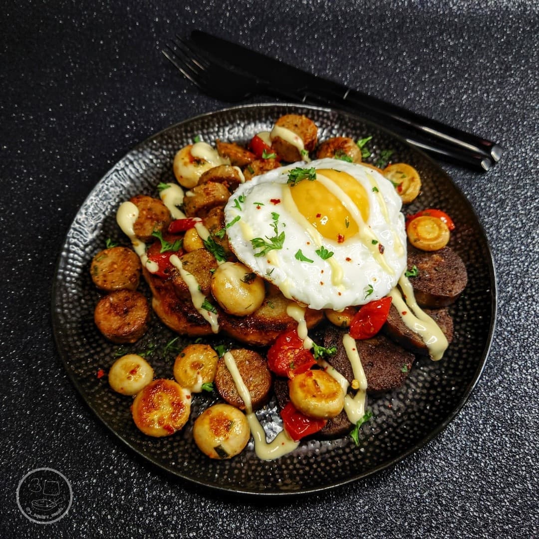 Vegetarian Fry-Up Breakfast