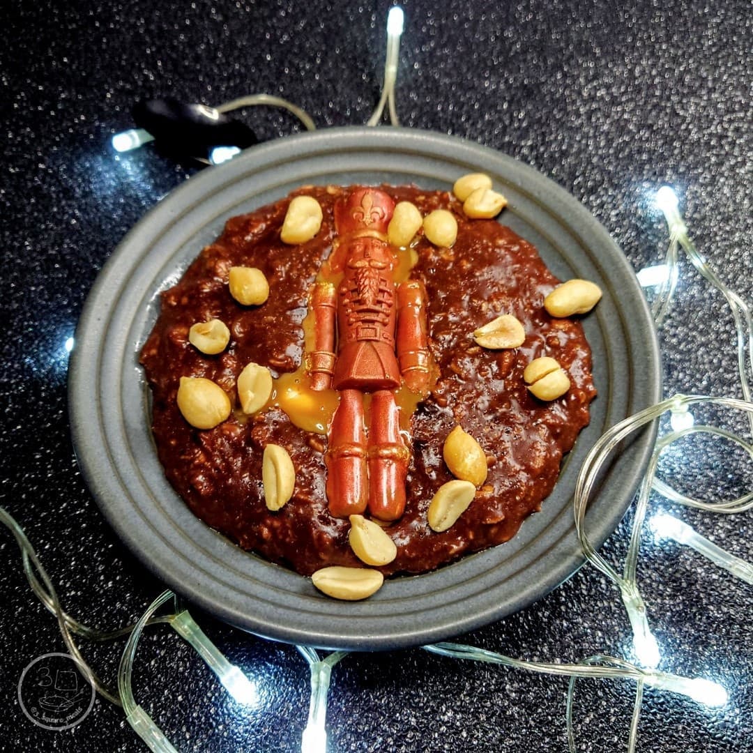 Sweet Nutcracker Porridge with Chocolate