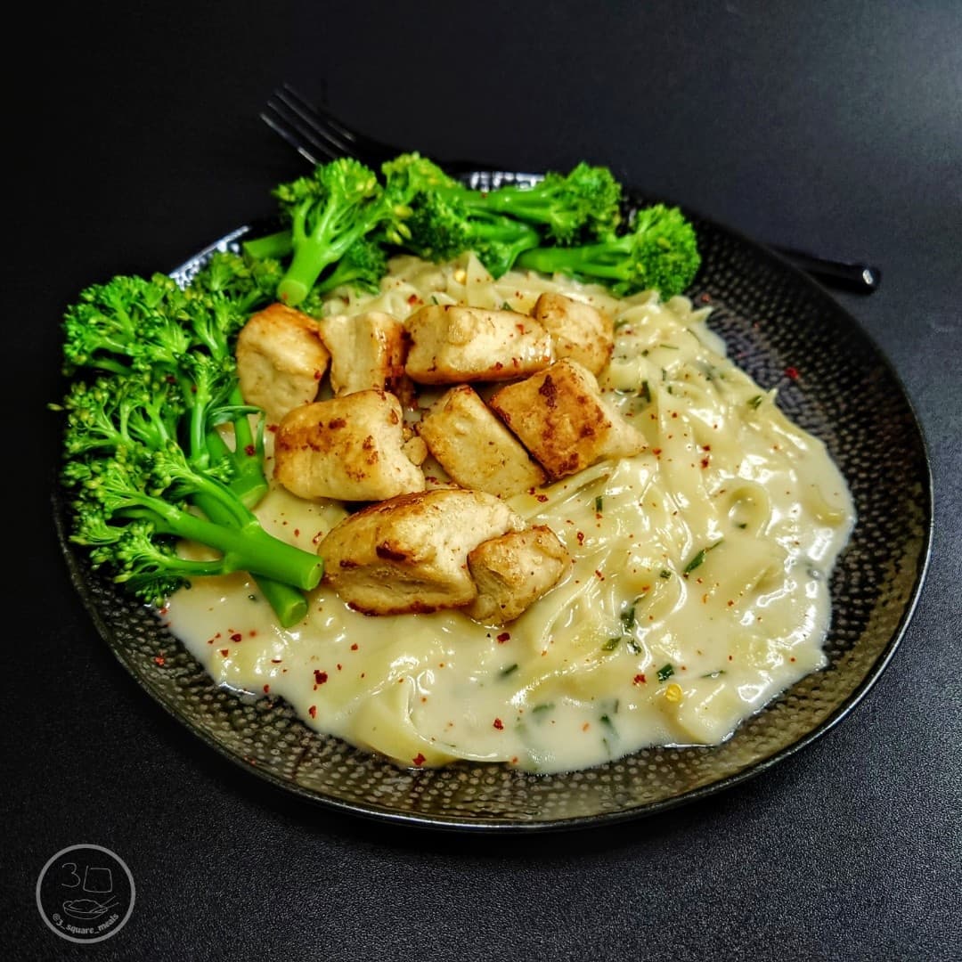 Creamy Vegan Chicken Tagliatelle