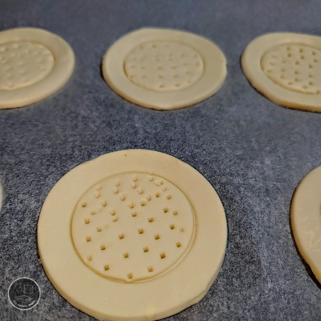 Hawaiian-Style Vegan Puff Pastry Snacks