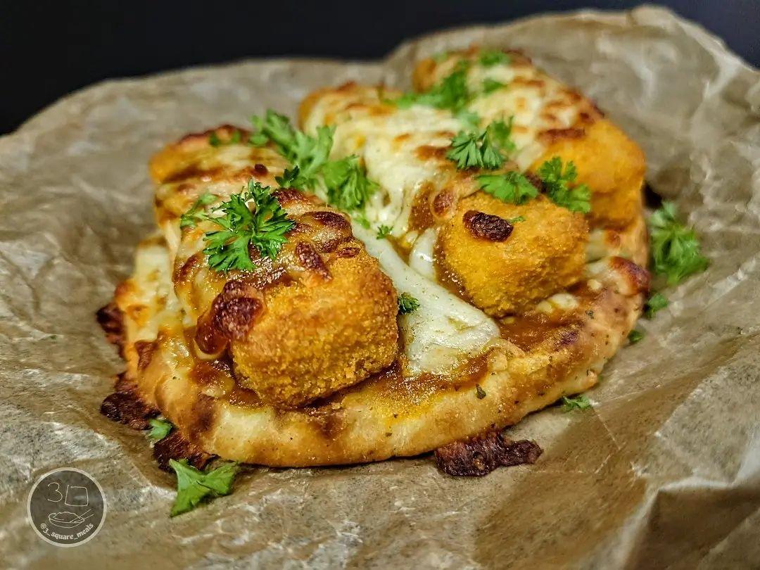 Curry Fishless Finger Naan Pizza