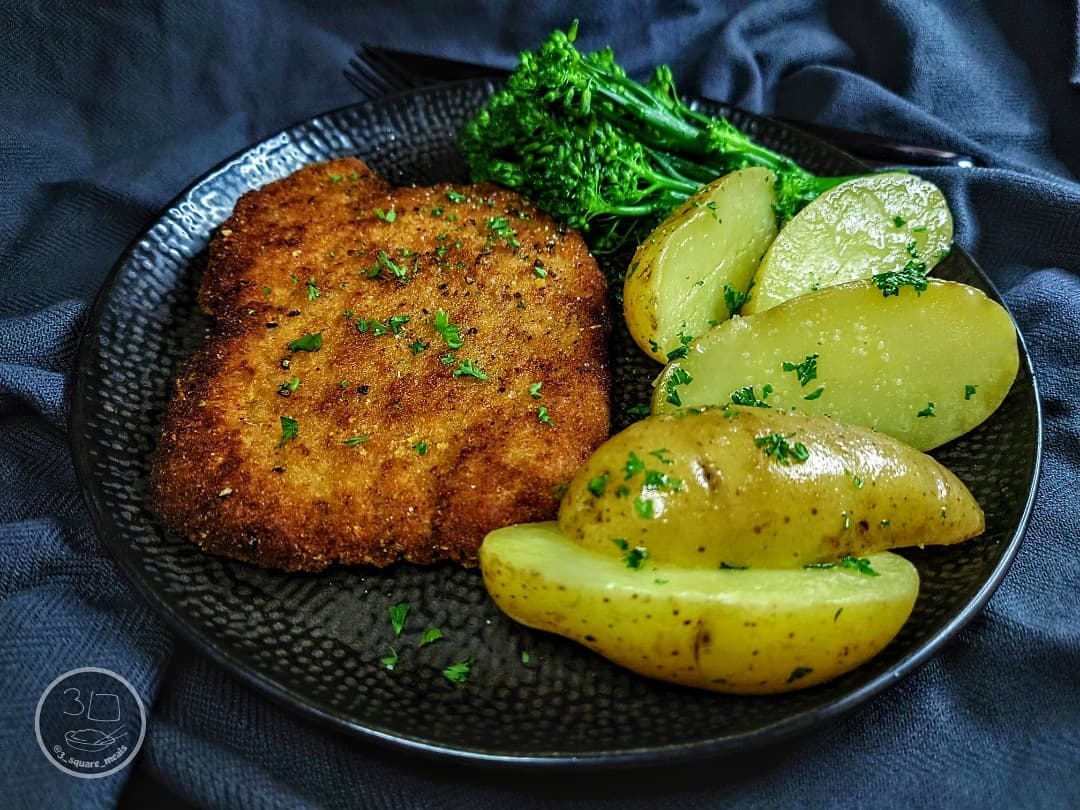 Southern Fried Vegan Schnitzel with Potatoes