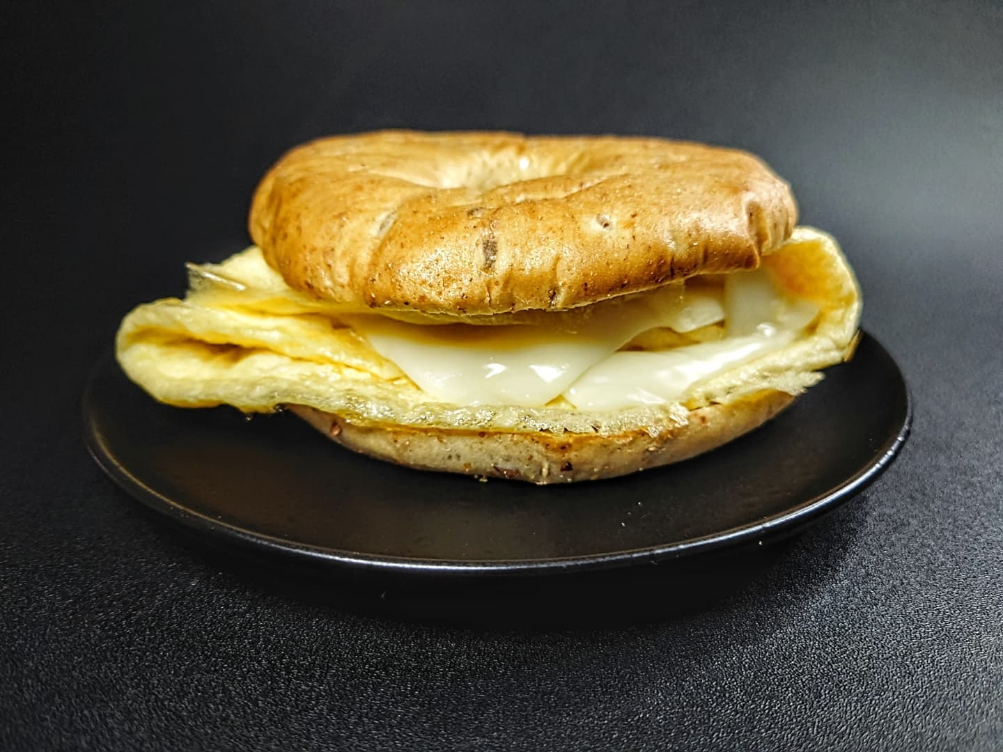 Omelette Bagel with Cheese