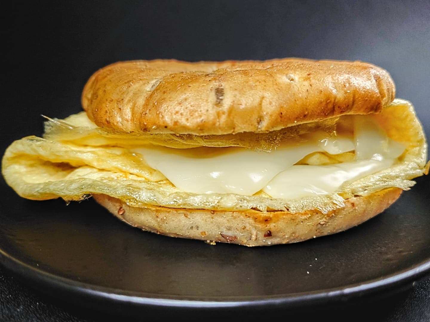 Omelette Bagel with Cheese