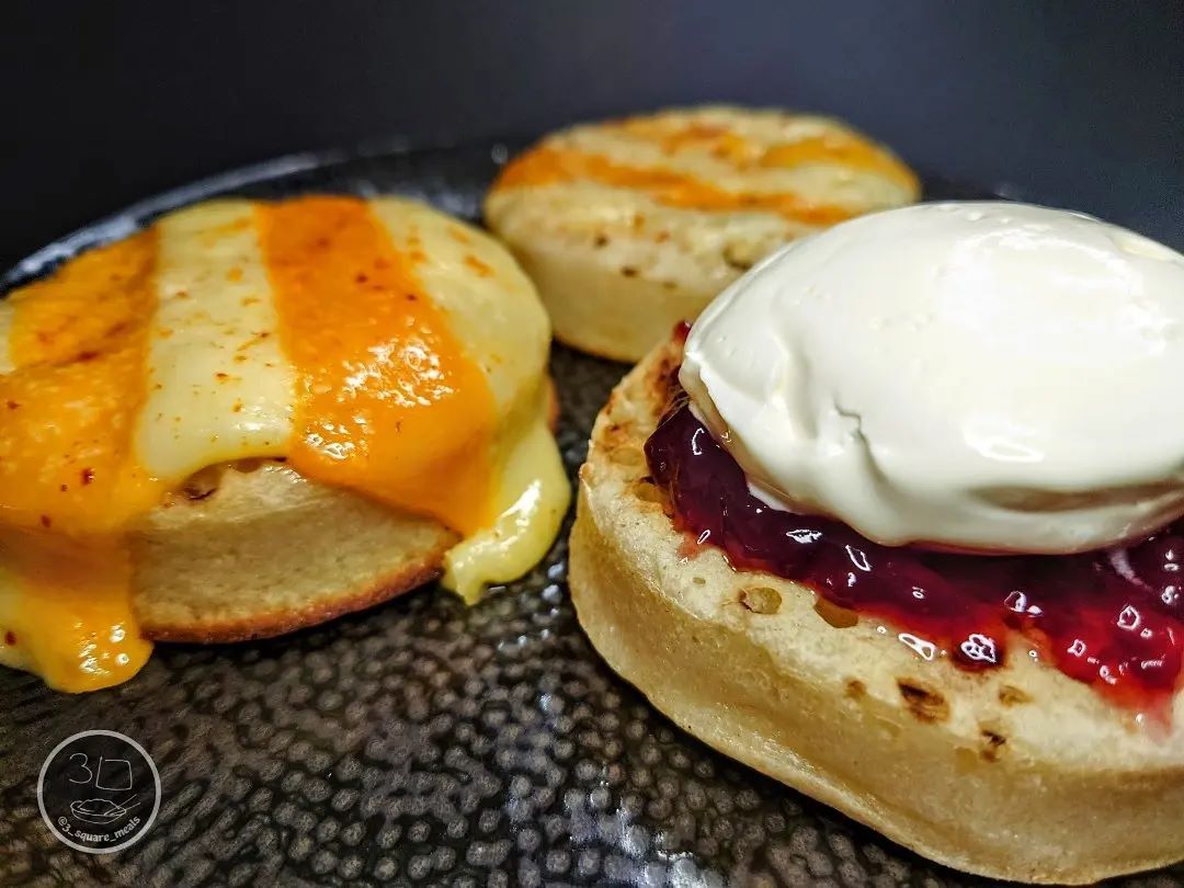 Grilled Crumpets with Cheese and Jam