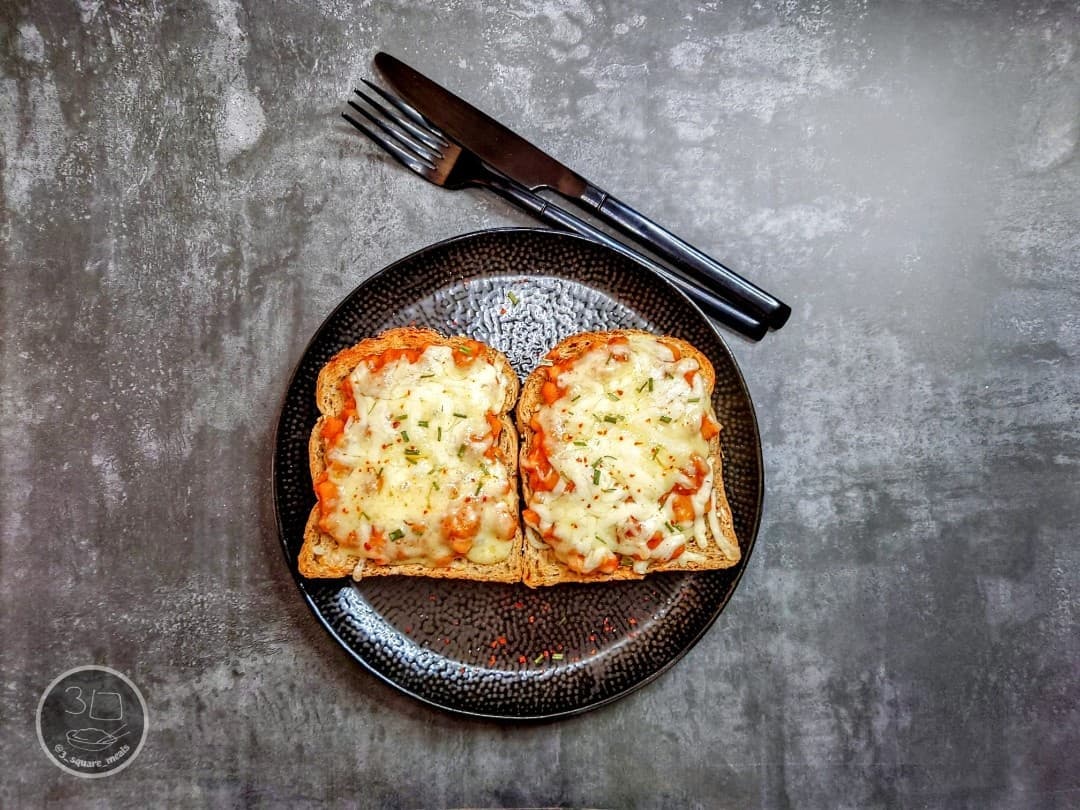 Cheesy Beans on Toast