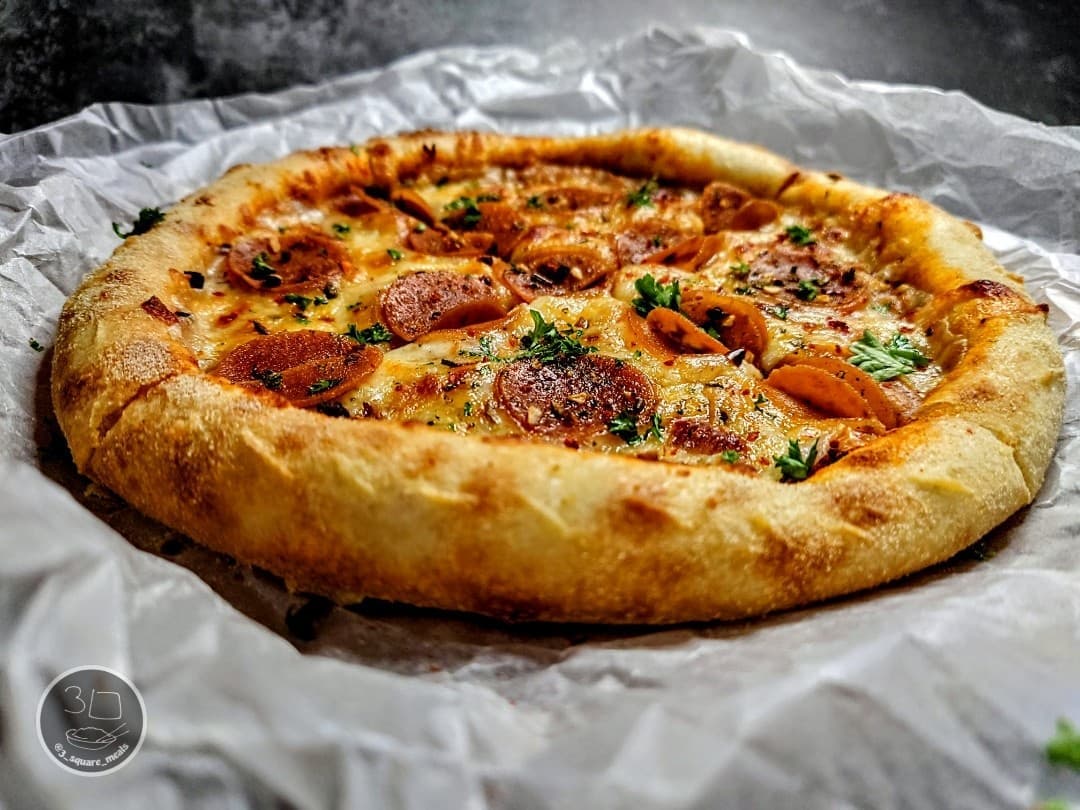 Full Fat Ham and Cheese Pizza