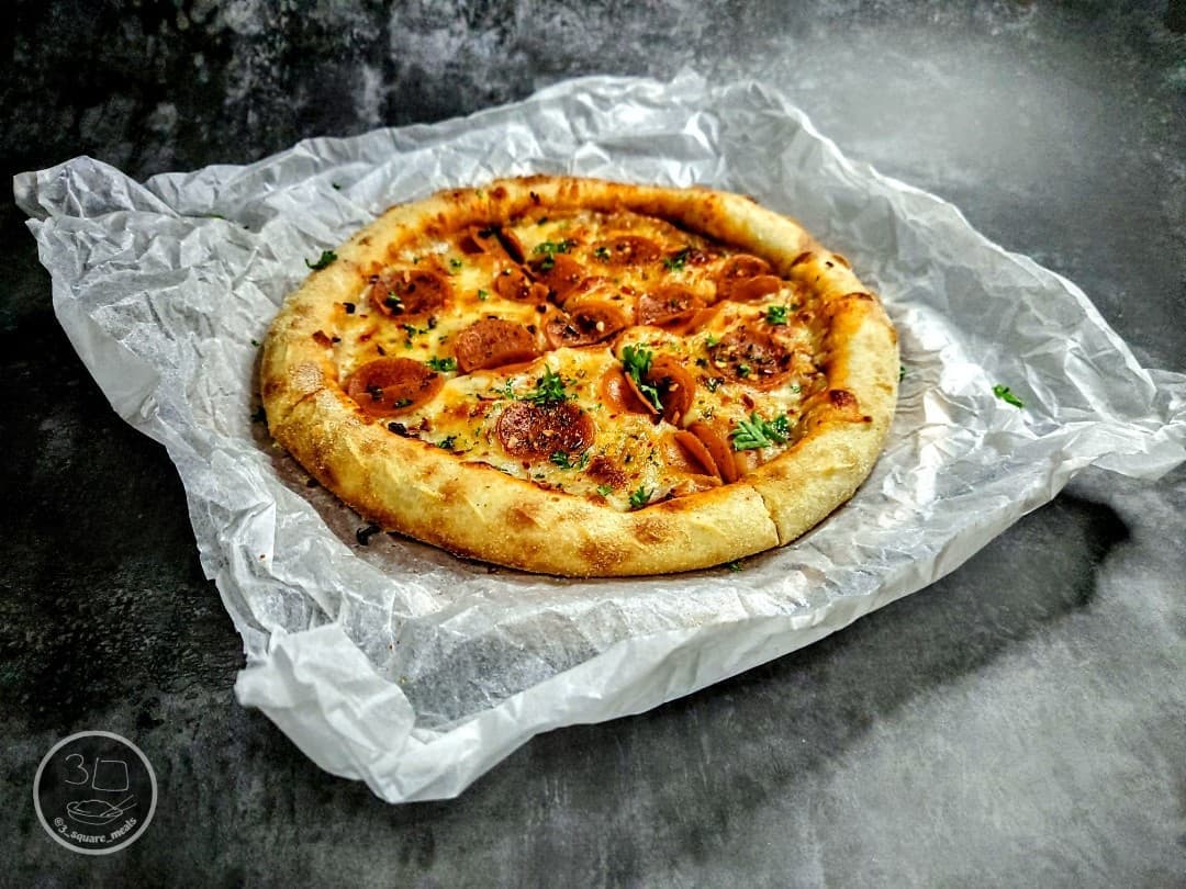 Full Fat Ham and Cheese Pizza