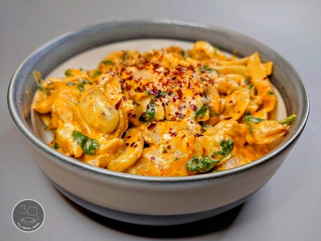 Smoky Paprika Meat-Free Pasta