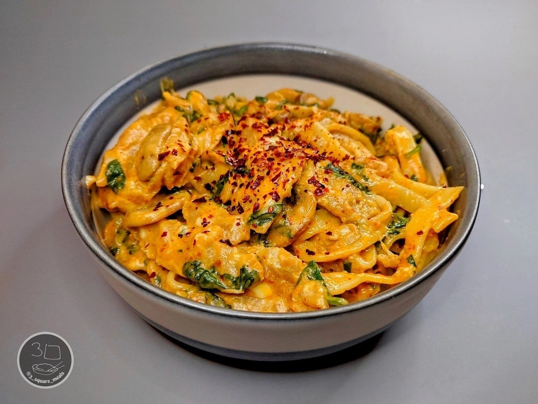 Smoky Paprika Meat-Free Pasta